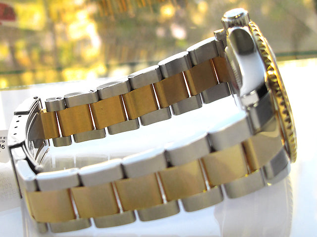 40mm Rolex Two-Tone Yachtmaster Blue Dial 16623