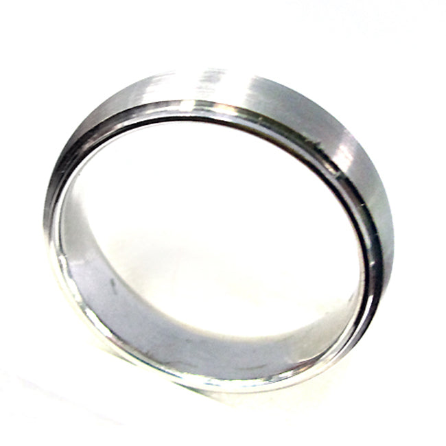 Men's 18k White Gold Band.