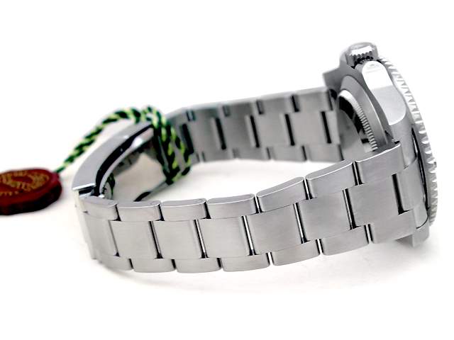 40mm Rolex Submariner Watch 116610LN.