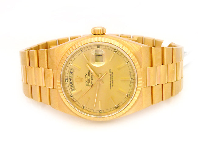 36mm Rolex 18K Yellow Gold Oyster-Quartz Daydate 19018.