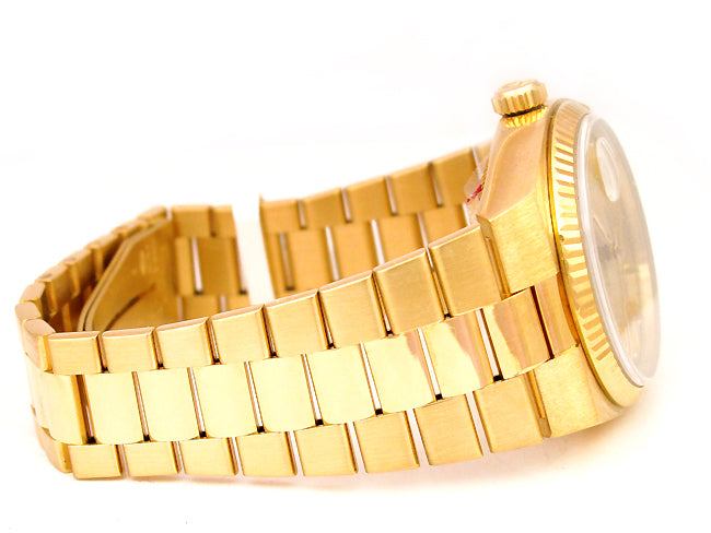 36mm Rolex 18K Yellow Gold Oyster-Quartz Daydate 19018.