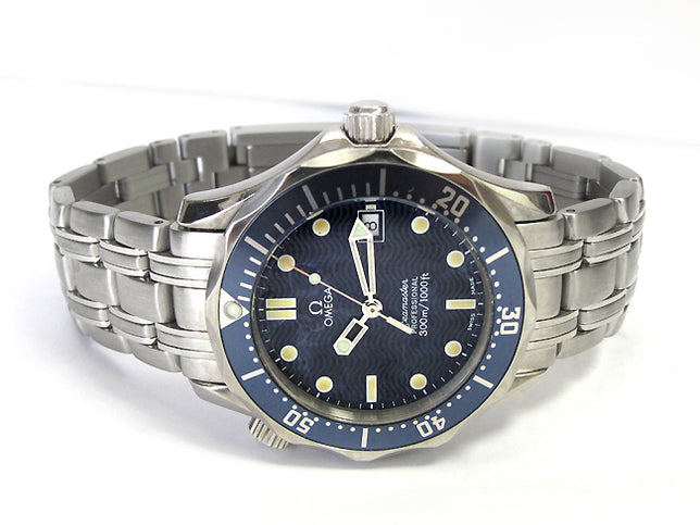 Midsize Omega Seamaster 'James Bond'  2551.80.00