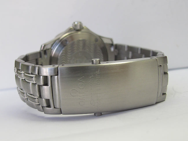 Midsize Omega Seamaster 'James Bond'  2551.80.00