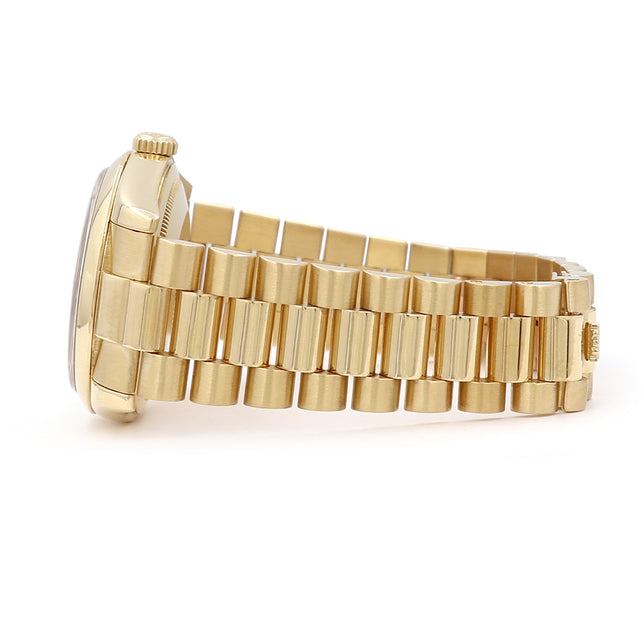 36mm 18k Yellow Gold Day-date Blue Dial Watch.